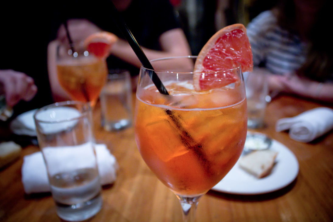 Playing with my brand-new Canon EOS 550D. Post-processed in Lightroom 3.